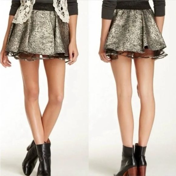 RAGA Elegant Black & Gold Skirt - Picture 1 of 9